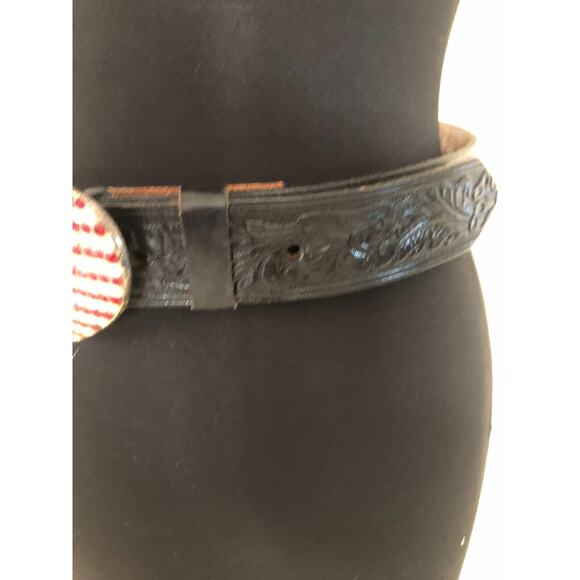 CACHE Black Embossed Leather 3" METAL HEART Rhinestones Flag Buckle Belt NWT New - Picture 9 of 10